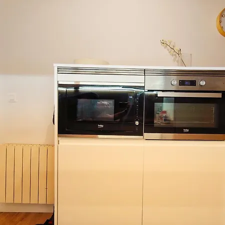 Junto A Playas,dos Terrazas Y Vistas Al Mar *