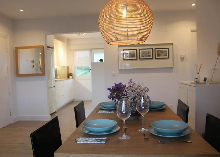 Junto A Playas,dos Terrazas Y Vistas Al Mar *